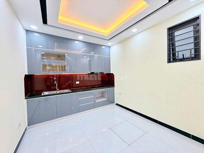 Bán nhà Phương Canh cạnh Trịnh Văn Bô - ô tôo đỗ cửa 50m2 - 4 tầng, fu