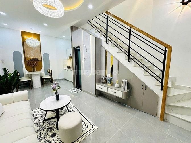 NHÀ 1T1L MỚI XÂY TẶNG KÈM BỘ NỘI THẤT SANG XỊN Đ.ĐẶNG VĂN NGỮ P10 Q.PN