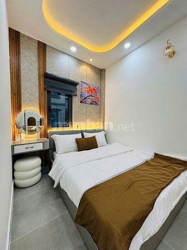 NHÀ 1T1L MỚI XÂY TẶNG KÈM BỘ NỘI THẤT SANG XỊN Đ.ĐẶNG VĂN NGỮ P10 Q.PN