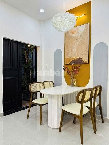 NHÀ 1T1L MỚI XÂY TẶNG KÈM BỘ NỘI THẤT SANG XỊN Đ.ĐẶNG VĂN NGỮ P10 Q.PN