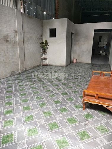 Cho thuê kho, xưởng tại tổ 68 Tân Mai, dt 550m2 kho đẹp đường xe tải 