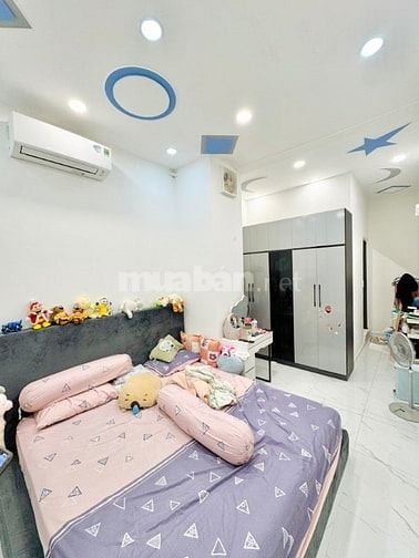 Bán nhà 2 tầng mới đẹp Tỉnh Lộ 10, gần Aeon Mall Bình Tân, chỉ 3,99tỷ 