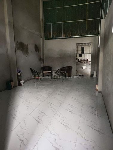 Cho thuê kho, xưởng tại tổ 68 Tân Mai, dt 550m2 kho đẹp đường xe tải 
