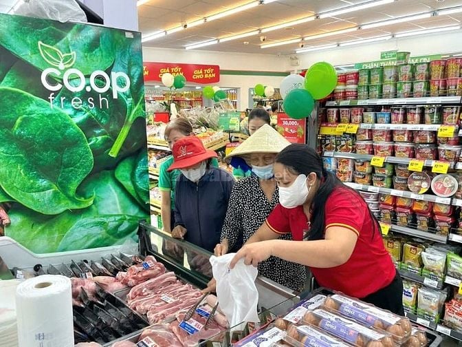 Chuỗi Cửa Hàng Cần Tuyển Gấp Nhân Viên Bán Hàng, Thu Ngân, Tạp Vụ 