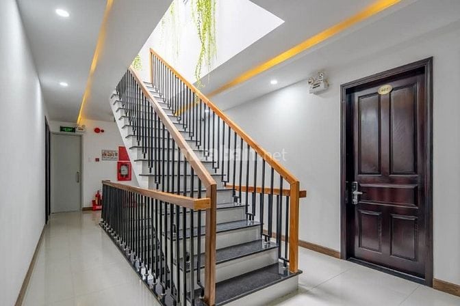 Bán khách sạn 7 Tầng 37P Qui Nhơn giá 38 Tỷ