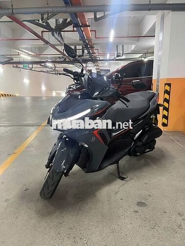 Nhượng lại NVX V2 xám xi măng (chính chủ)