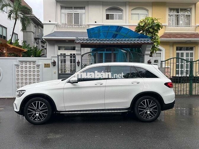 Mercedes GLC 200 4 Matic 2022 bản V1