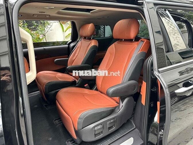Kia Carnival 2024 2.2D Signature 7 ghế