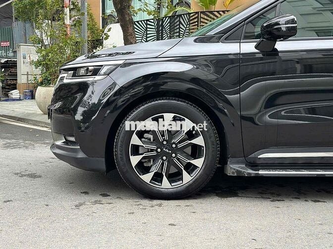Kia Carnival 2024 2.2D Signature 7 ghế