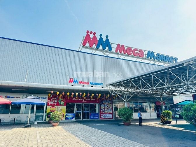 Xoay vốn cần bán gấp nhà mặt tiền đường ngay sân bay Biên Hòa.
