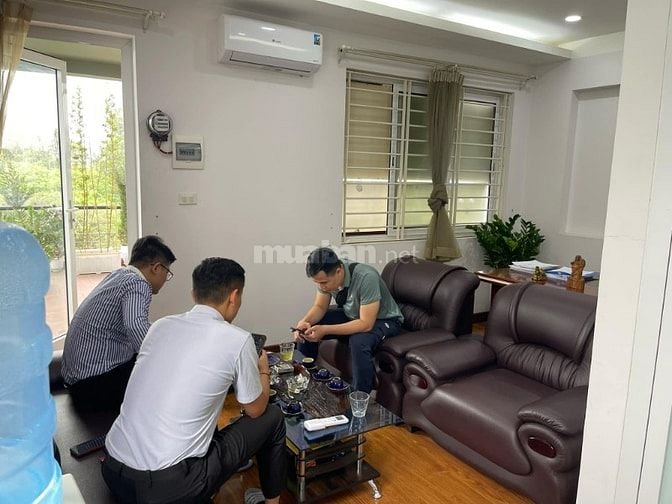 Cho thuê sàn văn phòng tại 133 Tây Sơn, Đống Đa 60m, 90m có thang máy.