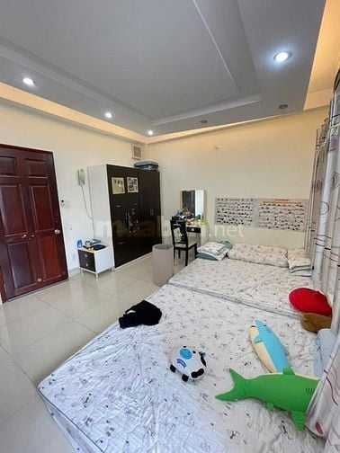  nhà 3 lầu  hẻm 793 đường Trần Xuân Soạn p. Tân Hưng kế  khu Him Lam 