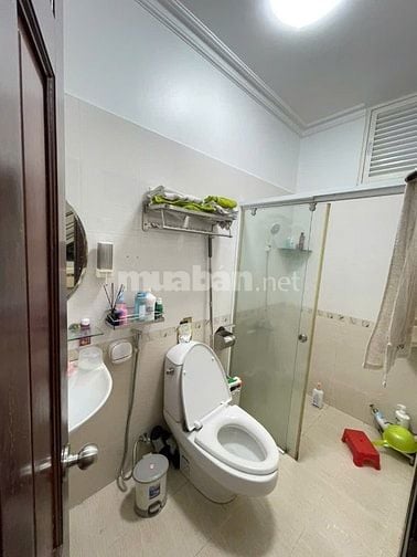  nhà 3 lầu  hẻm 793 đường Trần Xuân Soạn p. Tân Hưng kế  khu Him Lam 