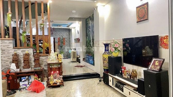 Cần bán khu nhà Vip Nguyễn Hữu Dật