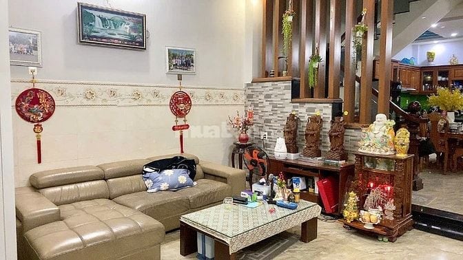Cần bán khu nhà Vip Nguyễn Hữu Dật