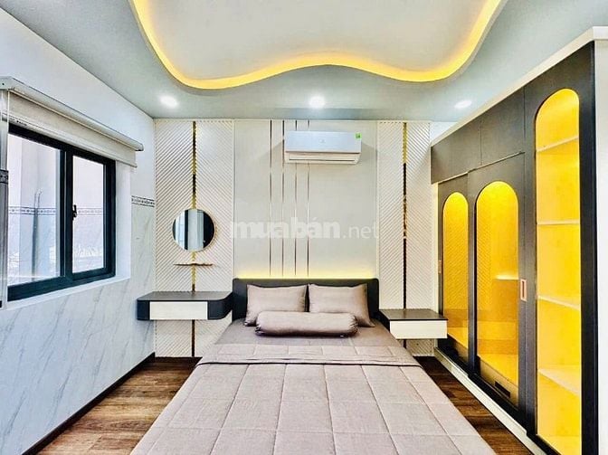 Gấp! Bán nhà 43m2 Đồng Đen,Tân BìnhGần Đại Học Văn Hiến.Hẻm 6m.Sổ sẵn.