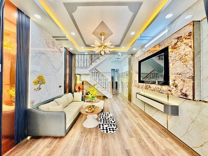 Gấp! Bán nhà 43m2 Đồng Đen,Tân BìnhGần Đại Học Văn Hiến.Hẻm 6m.Sổ sẵn.