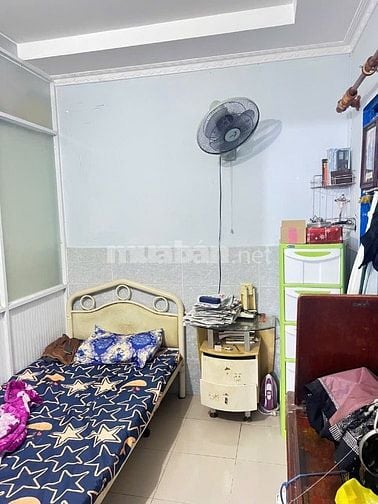 Bán căn chung cư quận tân phú 