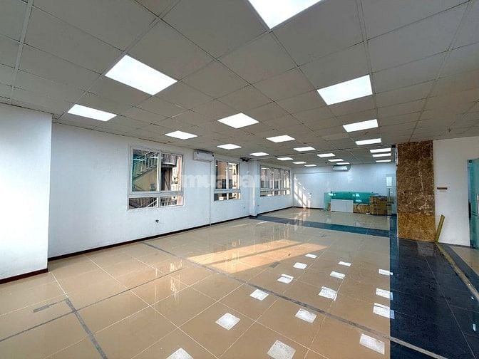 Cho thuê văn phòng tòa H10 475 Nguyễn Trãi, Thanh Xuân,300m2, tách sàn