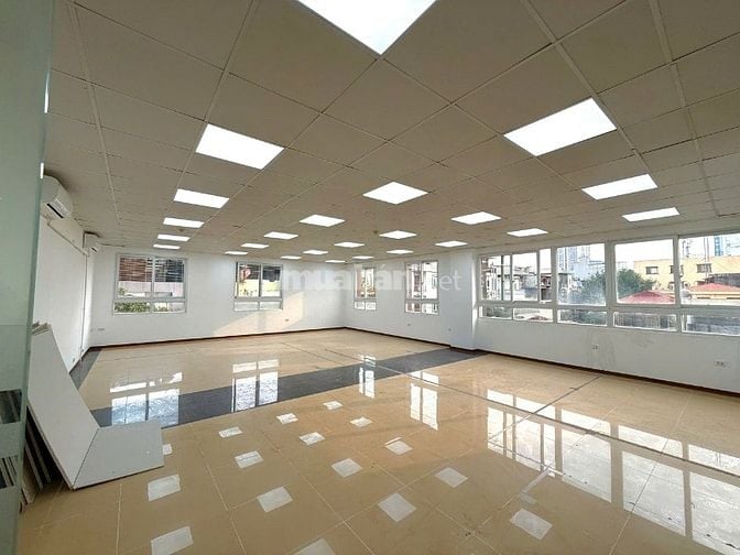 Cho thuê văn phòng tòa H10 475 Nguyễn Trãi, Thanh Xuân,300m2, tách sàn