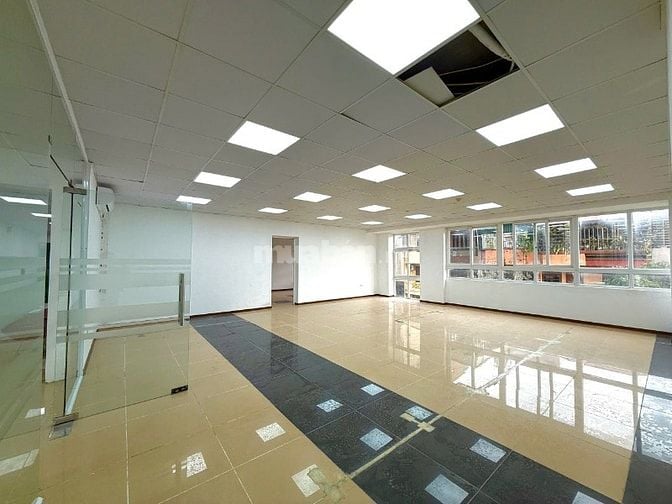 Cho thuê văn phòng tòa H10 475 Nguyễn Trãi, Thanh Xuân,300m2, tách sàn