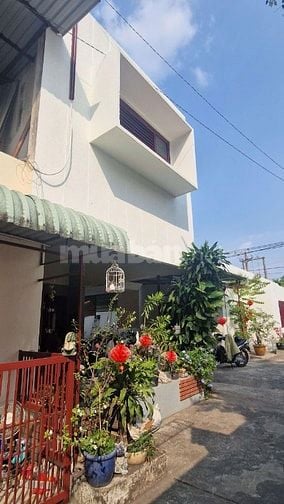 BIỆT THỰ SIÊU HIẾM_MẶT TIỀN CÔNG LÝ_BÌNH THỌ_ 17X50M, C4, GIÁ 68 TỶ