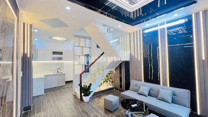 Bán nhà Sổ hồng đồng sở hữu đứng tên cách mặt tiền Lê Văn Lương 50m.