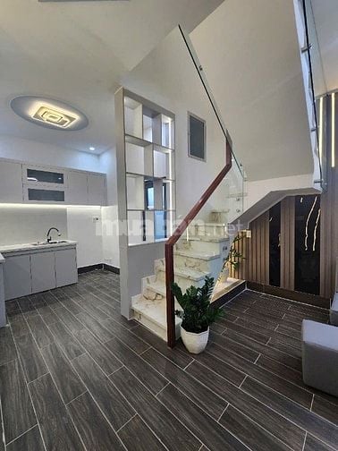 Bán nhà Sổ hồng đồng sở hữu đứng tên cách mặt tiền Lê Văn Lương 50m.