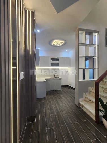 Bán nhà Sổ hồng đồng sở hữu đứng tên cách mặt tiền Lê Văn Lương 50m.