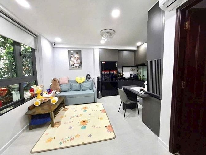 NHÀ SIÊU ĐẸP LÊ VĂN SỸ QUẬN 3 – GIÁP QUẬN 1 – HẺM Ô TÔ – 5 TẦNG MỚI 