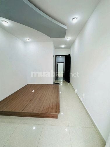 SIÊU PHẨM 43m2 Đồng Đen, Tân Bình gần chợ Tân Bình. Xây 1 trệt 2 lầu