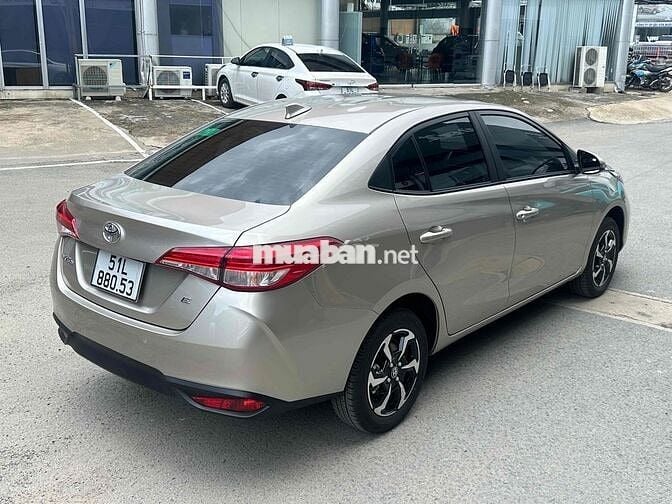 Toyota Vios 2025 E CVT LƯỚT 1xx km ( BAO TÊN )