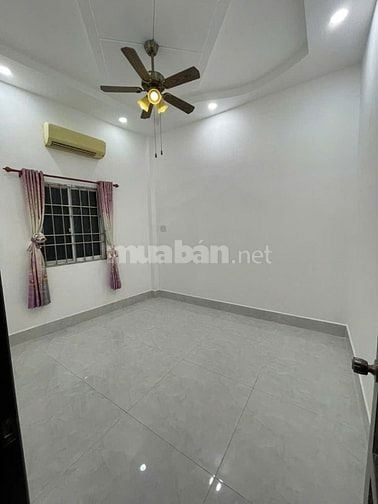 3 tầng - Hẻm xe hơi 141 Tám Danh, P4 Q.8 4PN, Nhà mới, gần Parc Mall