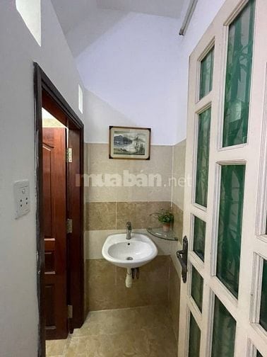 3 tầng - Hẻm xe hơi 141 Tám Danh, P4 Q.8 4PN, Nhà mới, gần Parc Mall