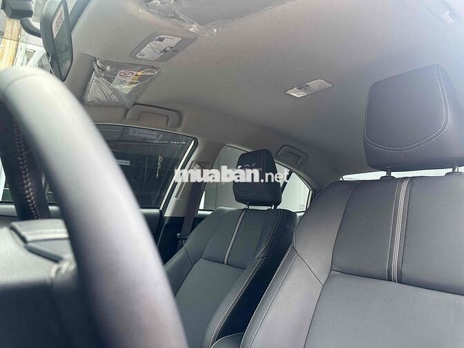 Toyota Vios 2025 E CVT LƯỚT 1xx km ( BAO TÊN )