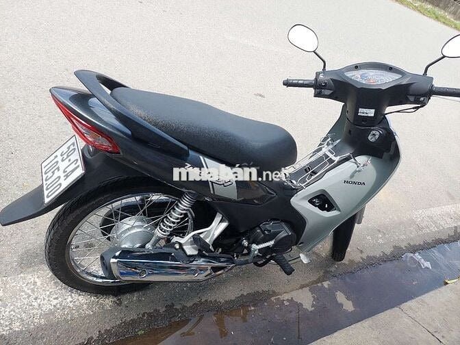 Xe như mới.Thông cảm!!! không tiếp lái.