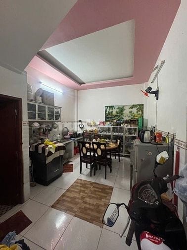 Bán nhà đường Tỉnh Lộ 10, Dt: 4x11m, 2tầng, Bình Trị Đông B, Bình Tân