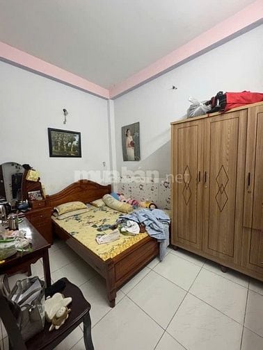 Bán nhà đường Tỉnh Lộ 10, Dt: 4x11m, 2tầng, Bình Trị Đông B, Bình Tân