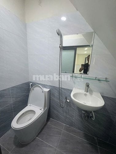 Bán nhà 33/17a Nguyễn Công Hoan, phường 7, Quận Phú Nhuận , trệt, lầu