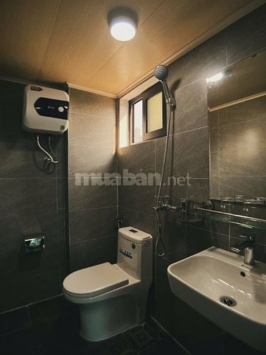 Căn hộ dịch vụ phố Trung Kính 95m2*7T mặt ngõ thẳng tắp cách phố 20m