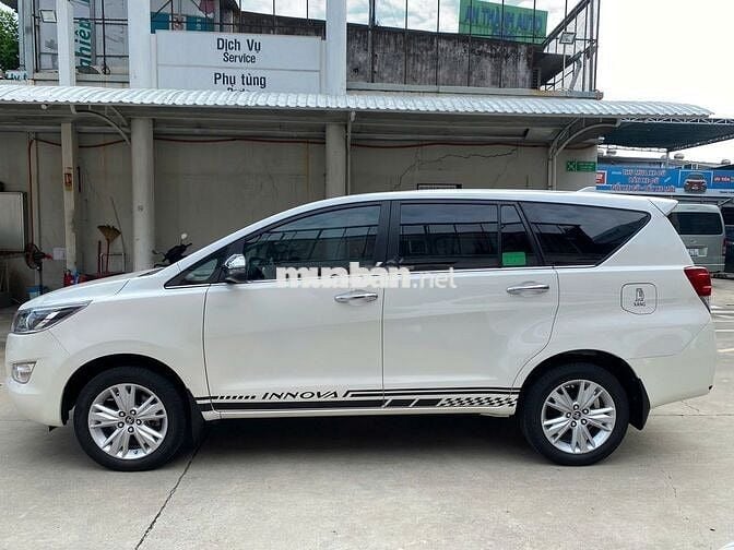 Toyota Innova 2018 2.0V - 108000 km