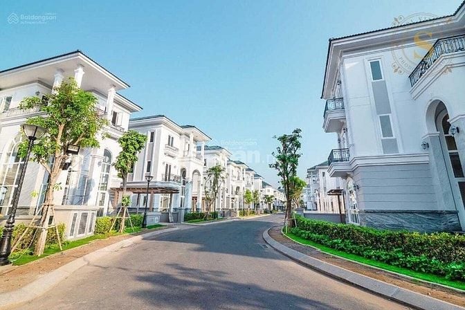 Biệt thự Sol Villas, ngay trung tâm Q2. Rao giá thật chỉ 90 tr/m2