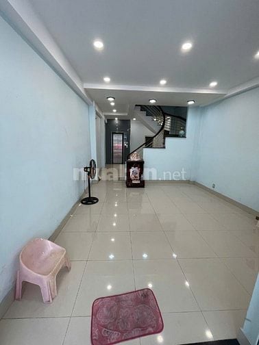 CÓ THANG MÁY 30TRIỆU - MẶT TIỀN 265 HÒA HẢO, P4, Q10 - 4 TẦNG