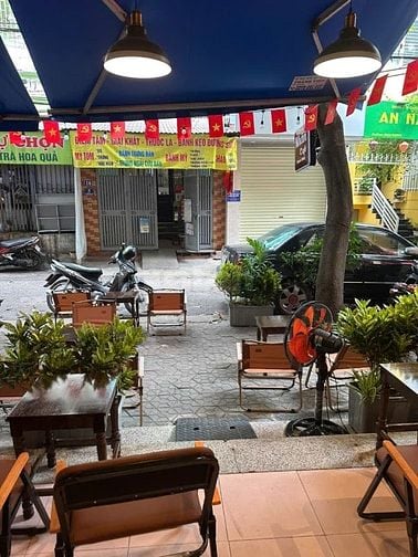 Sang nhượng quán Café Nhân ngõ 83 Nguyễn khang cầu giấy 