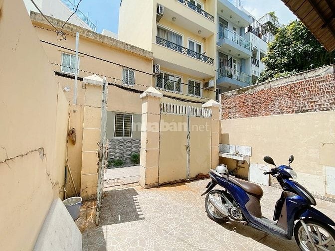 Bán nhà 658/ CMT8, Q3 xe hơi, 140m2 5,5x25 vuông, GPXD 7T, chỉ 17,5 tỷ