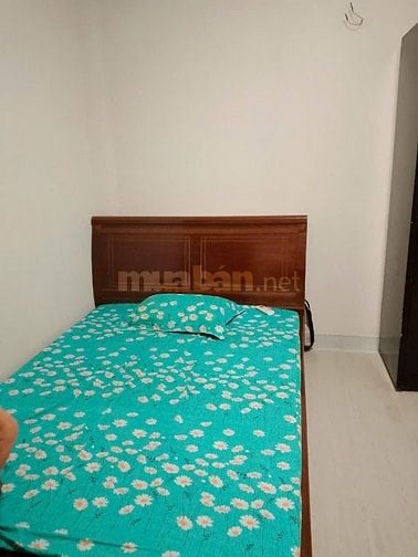 Nhà hẻm 220 Hoàng Hoa Thám (5 tầng; 4,5mx13,5m. Nở hậu 5,6m). Giá 10 t