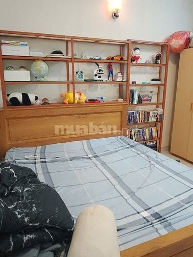 Nhà hẻm 220 Hoàng Hoa Thám (5 tầng; 4,5mx13,5m. Nở hậu 5,6m). Giá 10 t