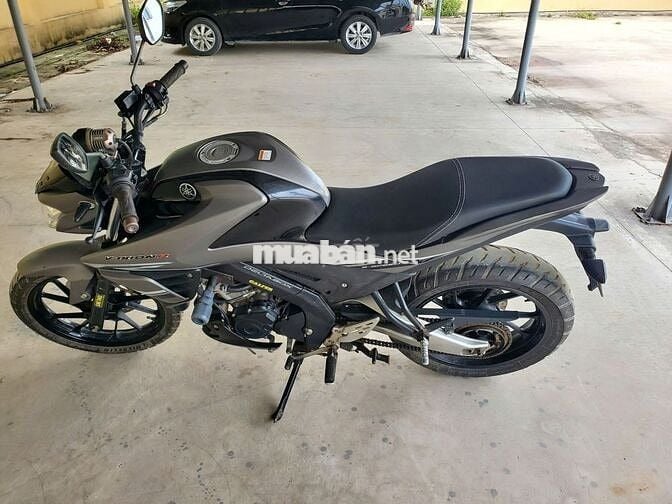 Moto V- ixion