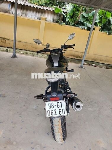 Moto V- ixion