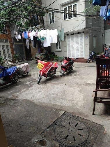 Cho thuê nhà 2 tầng, ngõ Thống Nhất, Đại La, Trương Định, Hai Bà Trưng